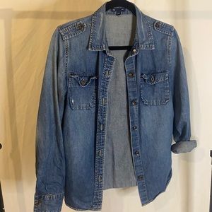 Denim button down shirt. Size L.